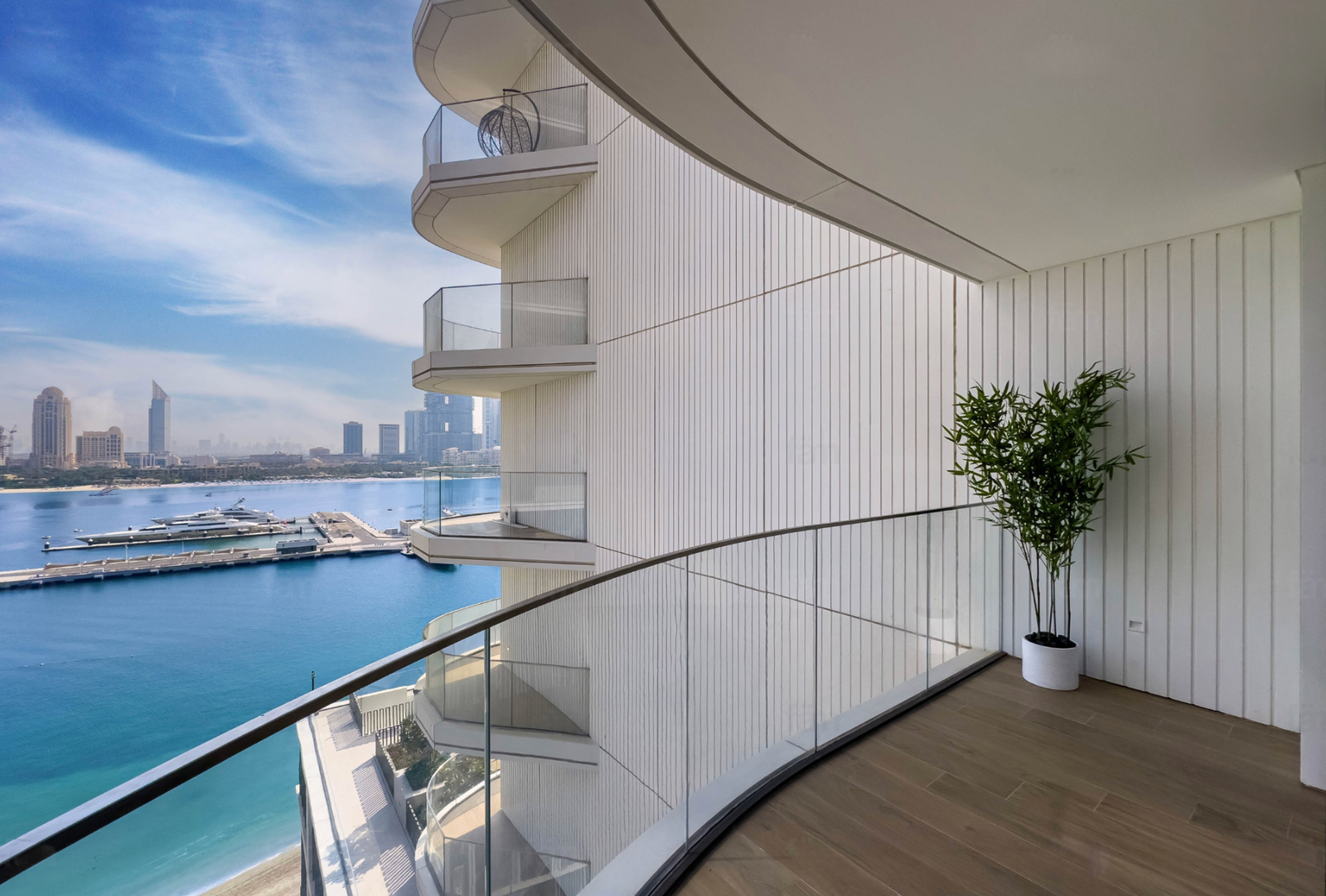 2 Bedroom Apartment for Sale in Emaar Beachfront, Dubai — photo 2